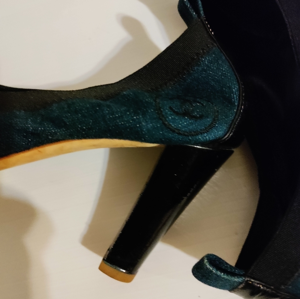 CHANEL Ballet w Heels- Blue Jeans Leather 37.5 - 7US - Picture 6 of 11